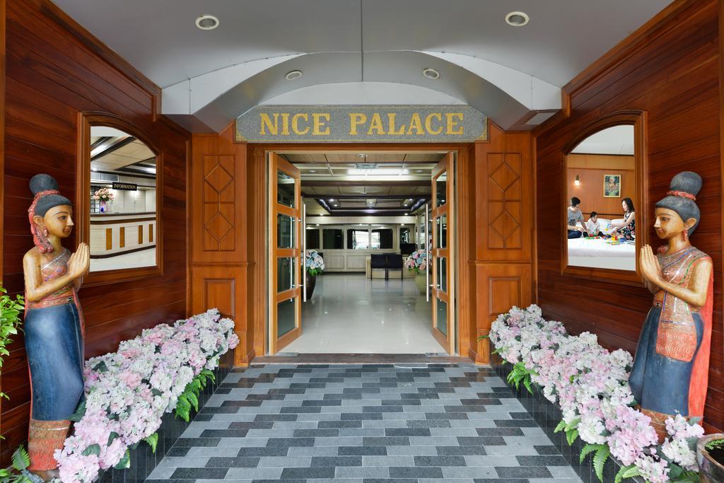 Nice Palace Hotel Bangkok Bagian luar foto